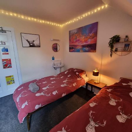 Fort William Backpackers Exterior photo