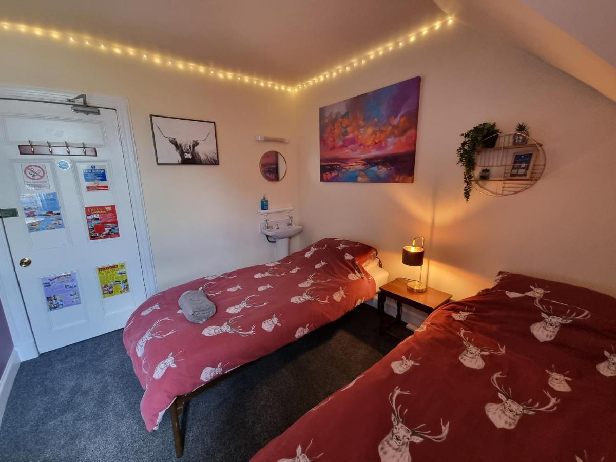 Fort William Backpackers Exterior photo