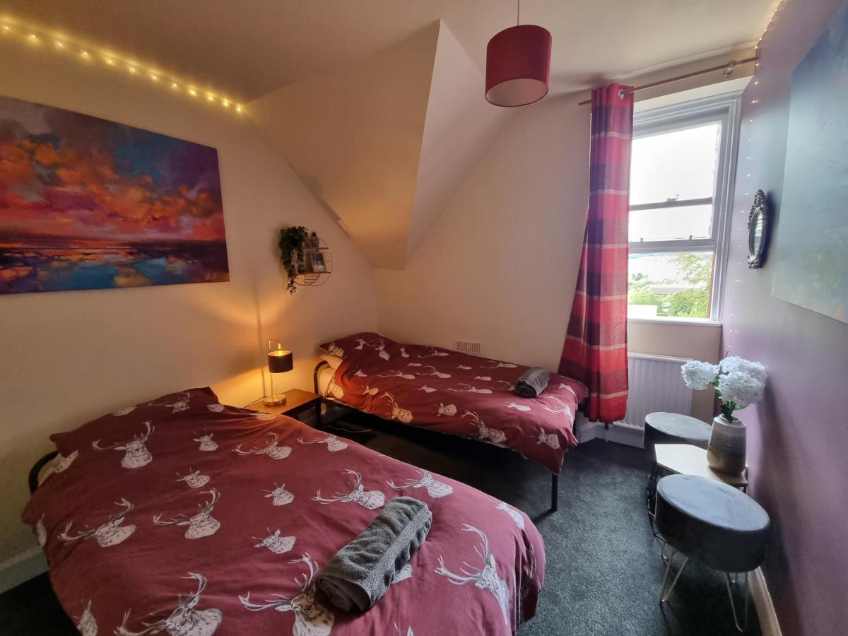 Fort William Backpackers Exterior photo